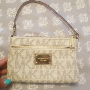 👉SOLD👈 Authentic Micheal Kors